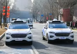 Video: Cmo funcionan los robotaxis sin conductor que son furor en China