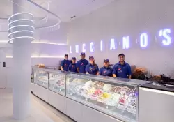 Tras abrir en EE.UU. y en Italia, la cadena marplatense de helados Lucciano's cort cintas en Espaa