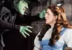 El vestido de Dorothy que usó Judy Garland en El Mago de Oz podría venderse por 1,2 millones de dólares