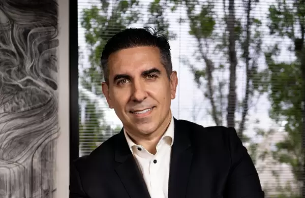 Minar cripto para no pagar expensas: cómo es el edificio que incluye una granja de minería en sus amenities