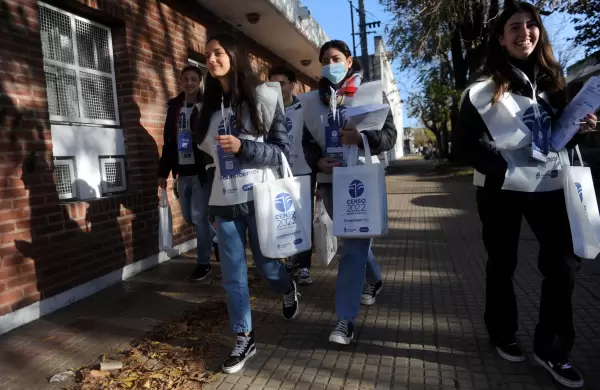 Censo 2022: cuánto ganaron los censistas que pasaron casa por casa y los jefes de sector