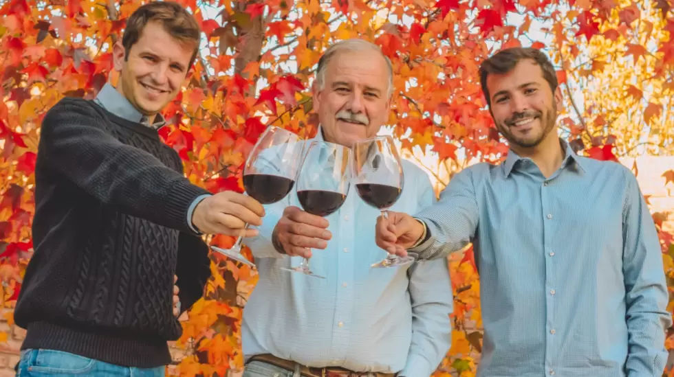 flia rodriguez. eduardo l, eduardo h y francisco rodriguez, Corbeau Wines