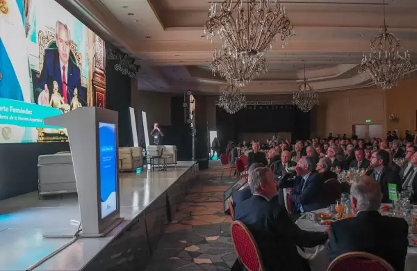 Ante empresarios, Alberto Fernández cuestionó a las compañías alimentarias