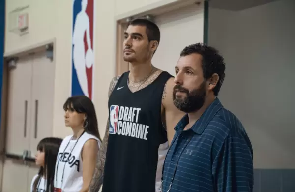 Adam Sandler vuelve a Netflix con una pelcula que ya es N1 en la Argentina