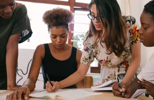Cinco aspectos legales a tener en cuenta a la hora de emprender