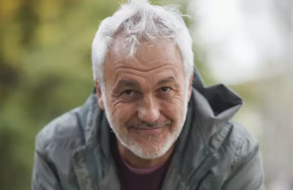 Quién es Gonzalo Lauda, el fotógrafo que recreó las batallas de la Independencia y la gesta de Malvinas