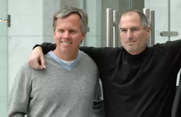 Ron Johnson, el mimado de Steve Jobs y Apple, fue a la quiebra