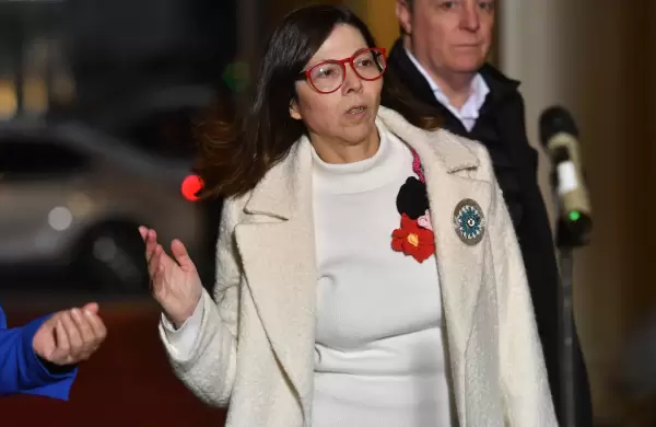 Asumió Silvina Batakis y dio algunas pistas genéricas sobre su rumbo