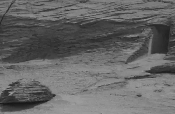 Se filtran más imágenes sobre la misteriosa  'puerta alienígena' tomada por la NASA