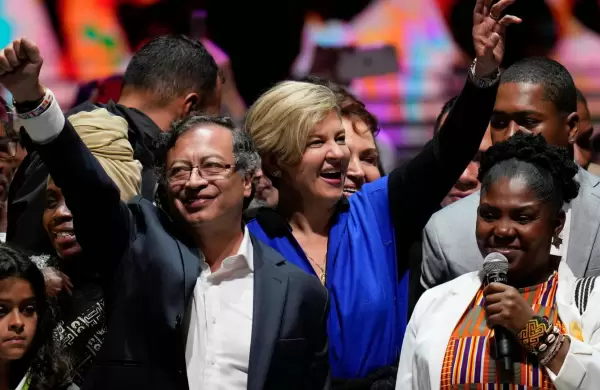 Por qué las elecciones en Colombia fueron una fuerte advertencia para todos los gobiernos