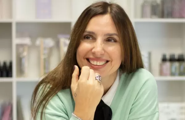 Invirti US$ 115 en una balanza y cuencas compradas en Once: hoy exporta a 6 pases y tiene 1500 revendedoras y una fbrica de 1000 m2