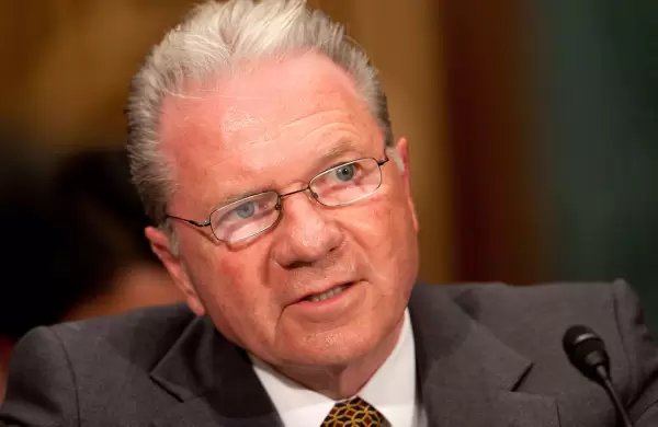 Un referente de Wall Street sembr el pnico: cree que podran prohibir el bitcoin