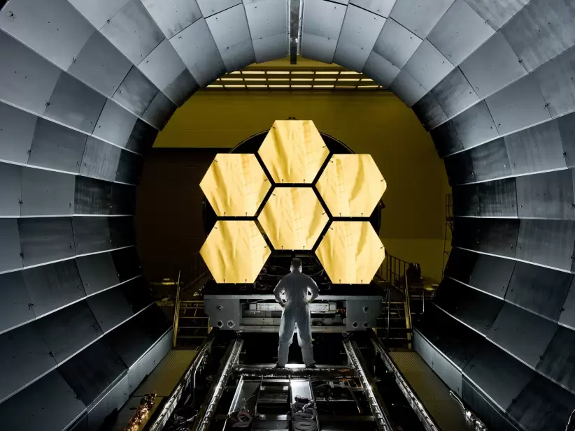 Telescopio James Webb