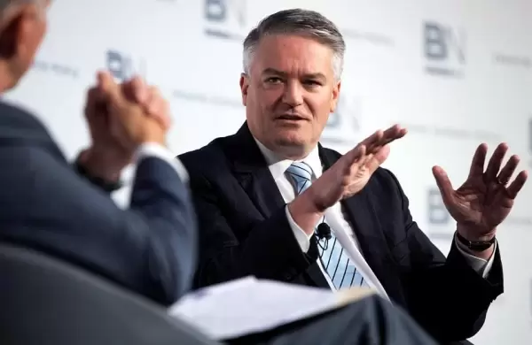 La OCDE empeora las proyecciones de Argentina para 2024: único país del G20 con caída del PBI e inflación del 250%