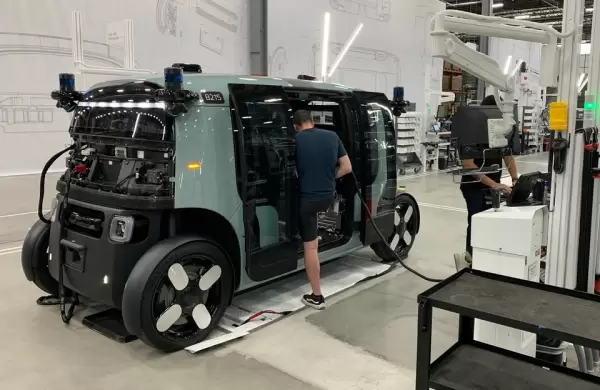 Cmo es el 'robotaxi' de Amazon que pasar a buscarte por tu casa en el futuro