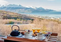 Turismo en el Fin del Mundo: Dos opciones en Ushuaia para descansar sin salir del hotel