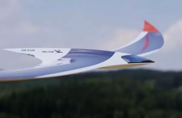 As es el avin solar con forma de halcn que apuesta por vuelos sostenibles