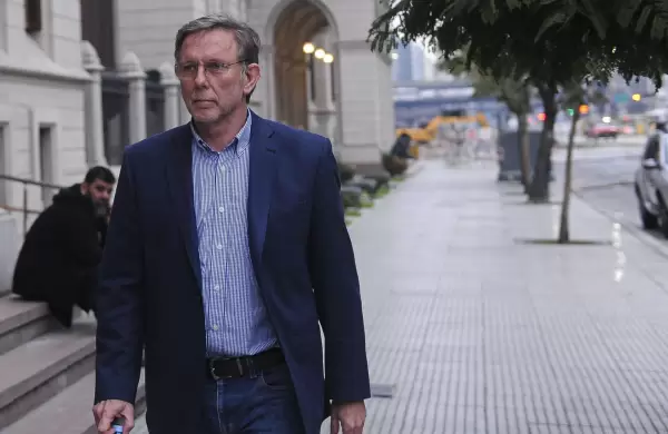 Chispazos en Economía: El Gobierno había anunciado la suspensión de las exportaciones de carnes, pero el secretario de Agricultura desmintió la medida