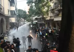 La oposicin respald a Larreta y culp a manifestantes y funcionarios por los incidentes en Recoleta