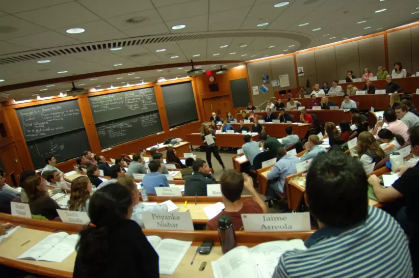 La escuela de negocios de Harvard es una de las más prestigiosas en el mundo.