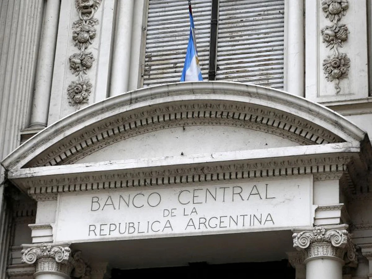 El Banco Central Vendió Us95 Millones Forbes Argentina 9453