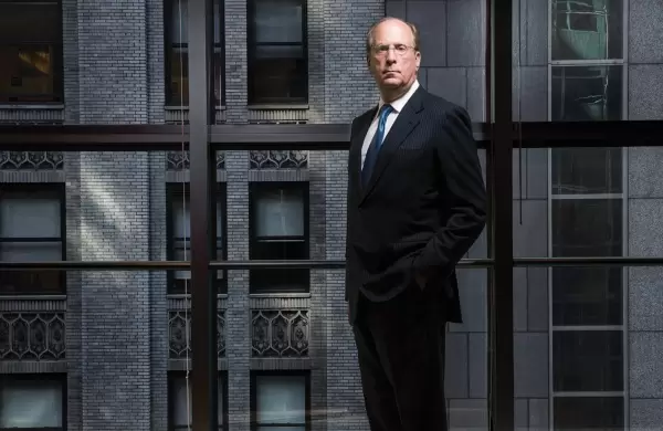 BlackRock, JPMorgan, Asset Management: a un año de la guerra, miles de millones de dólares se acumulan en Moscú fuera del alcance de sus dueños