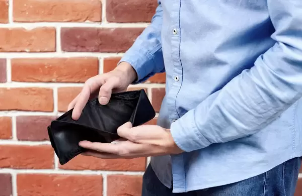 Las seis malas costumbres que arruinan tu situación financiera