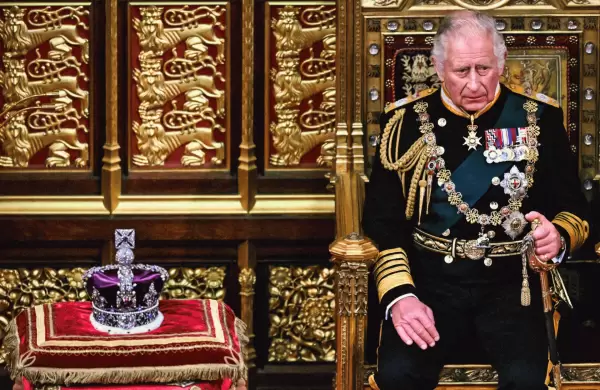 El rey Carlos III fue diagnosticado con cáncer tras su reciente hospitalización