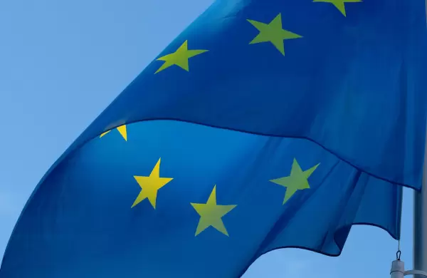 Europa obligará a fabricantes, incluyendo a Apple, a usar el USB-C como cargador universal a partir de 2024