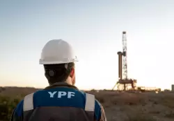 YPF y Petronas analizaron en Houston prximos pasos del megaproyecto de Gas Natural Licuado