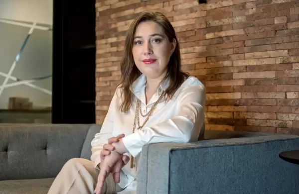 Fernanda Juppet: Un rostro femenino en el mundo crypto