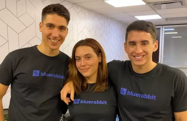 Quiénes son los argentinos que llamaron la atención del venture capital 500 Global con su red social para universidades
