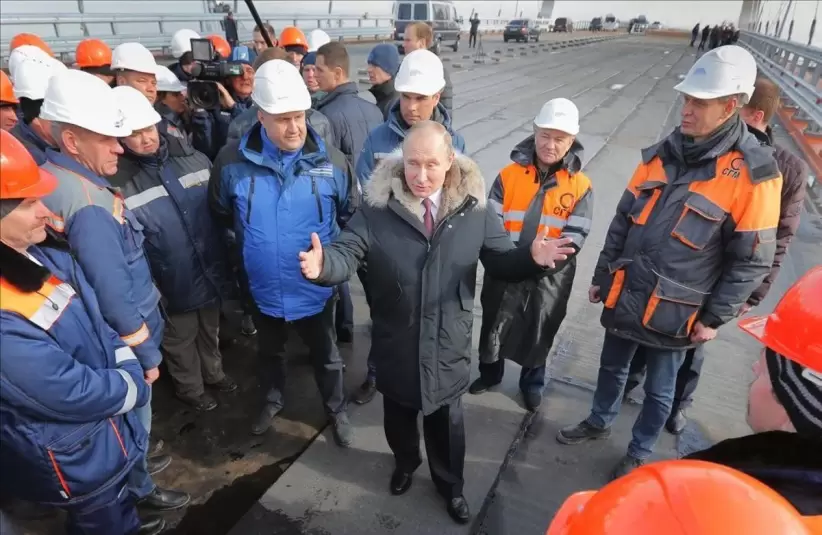 Vladimir Putin inauguró el puente de Kerch en 2019