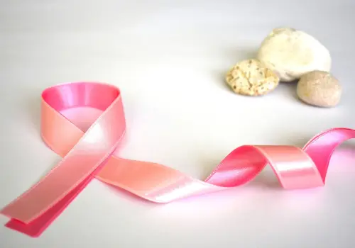 Salud femenina en jaque: la brecha de información que frena la lucha contra el cáncer de mama en Argentina