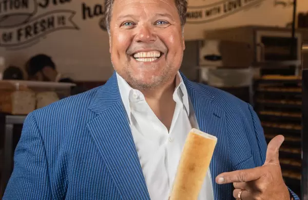 Nunca fueron a la universidad y hoy son millonarios: la lista definitiva