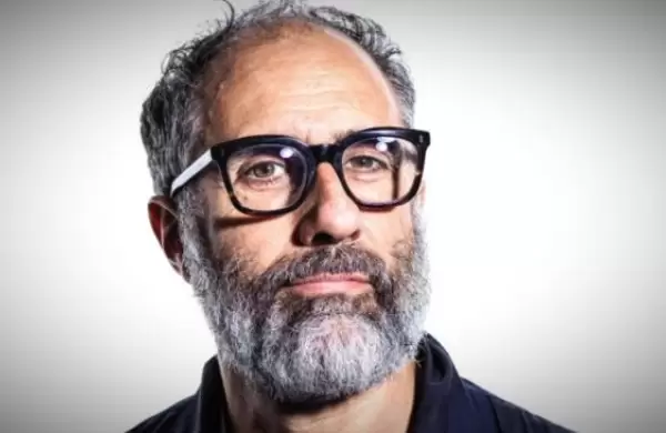 La NASA, la ONU y hasta la yerba: el argentino Carlos Bayala explica cmo lleva su creatividad a los espacios ms diversos