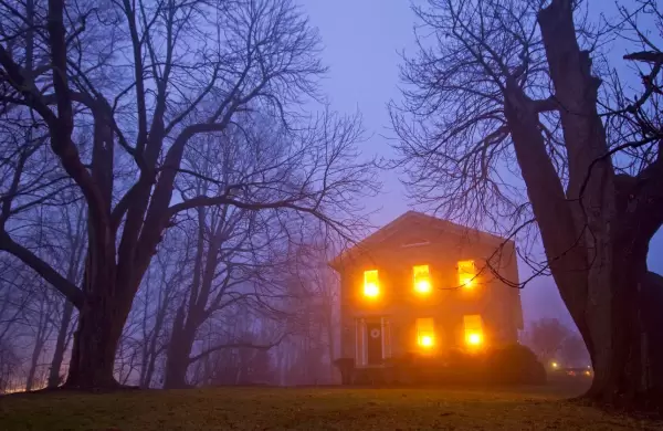 Desde espritus hasta exorcismos: Dos investigadores paranormales revelan los secretos de los lugares ms embrujados de USA