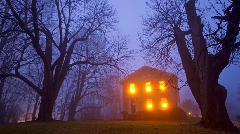 Desde espíritus hasta exorcismos: Dos investigadores paranormales revelan las at