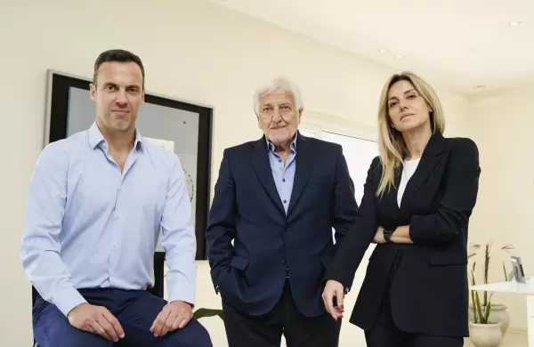 John Foos, la firma que produce 3600 pares de zapatillas por da, planea una inversin millonaria