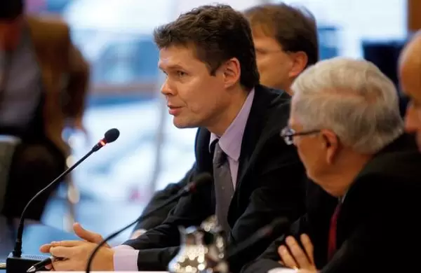 Quién es el "lobo" que contrató la FIFA para prevenir arreglo de partidos en Qatar 2022