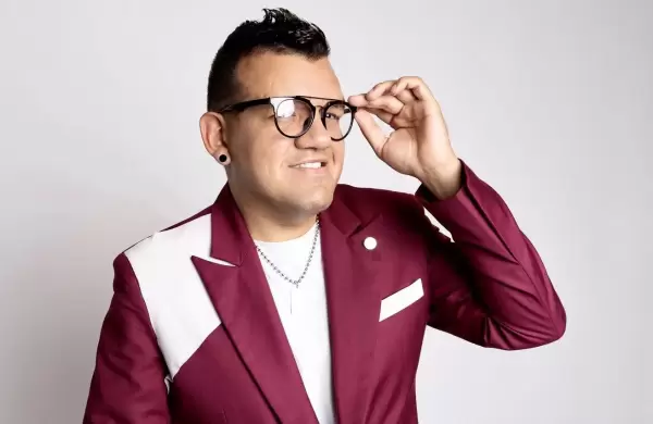Quién es Tony Rocks, el "ángel" de los artistas emergentes latinos en Estados Unidos