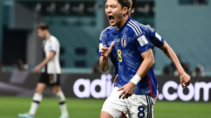 Ritsu Doan festeja el gol de Japón a Alemania, Qatar 2022