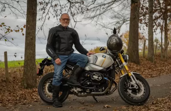 Seis formas para atraer negocios de alto nivel: los consejos de David Baker, autor de "The Business of Expertise"