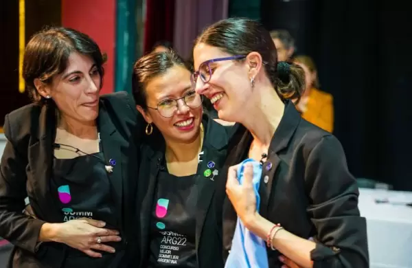 Así es Andrea Donadio, elegida como la mejor sommelier argentina y que ahora va por el título mundial