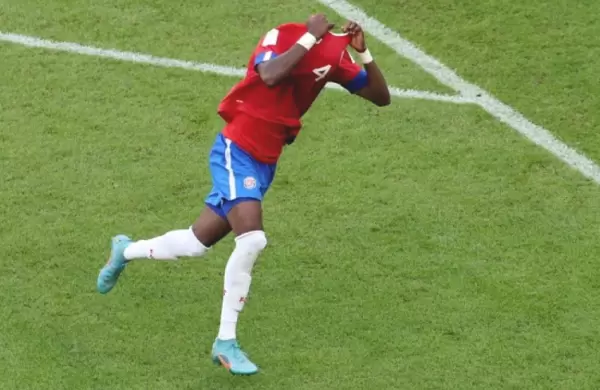 Costa Rica sorprendi a Japn y le gan por 1 a 0