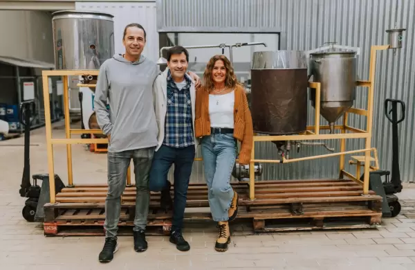 La cervecería Antares cumplió 24 años, avanza con nuevas aperturas y planea su desembarco regional