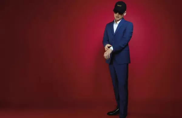 El fenómeno Bizarrap: Cómo conquistó la industria musical desde un cuarto en Ramos Mejía