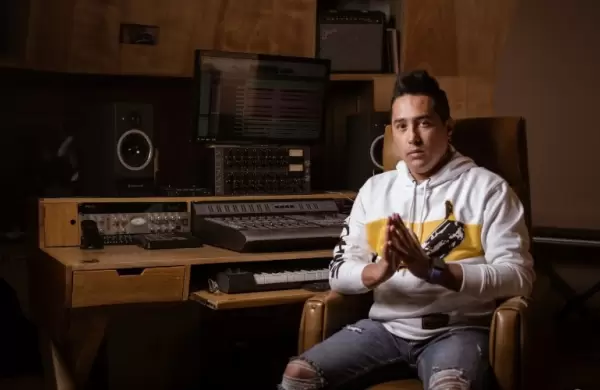 Conoció la industria de la música como pocos y hoy coordina una agencia de estrategia y promoción de artistas