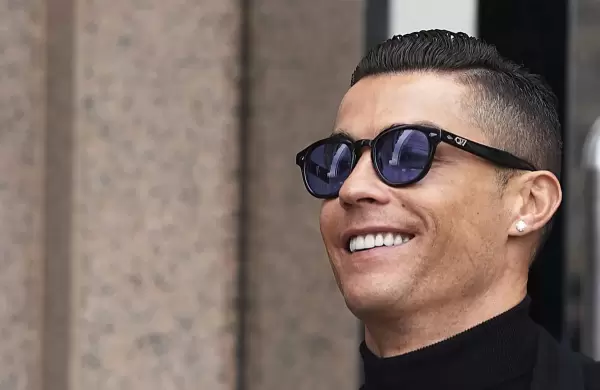 Coherencia: Casi fuera del fútbol, Cristiano Ronaldo marcó un récord lejos de las canchas