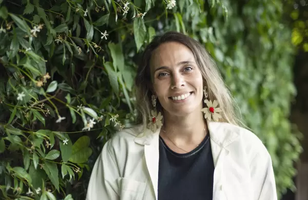 Dej su trabajo y fund una academia online que ya ayud a ms 30 mil mujeres a emprender: asi es Sheila Saad